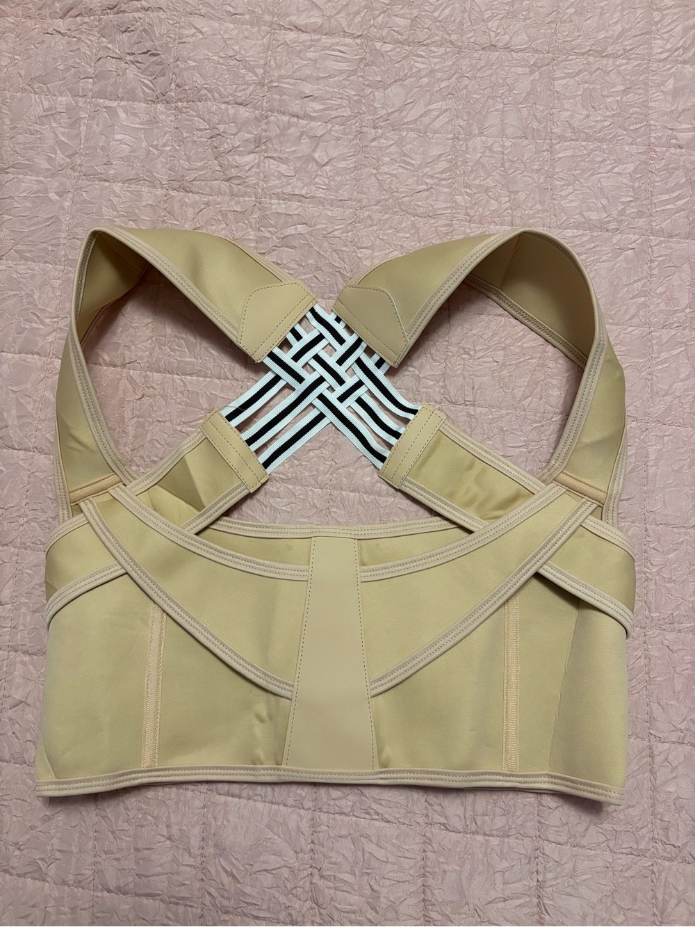 Posture Corrector Brace Unisex Beige with Black & White Straps Size Small - Picture 3 of 7